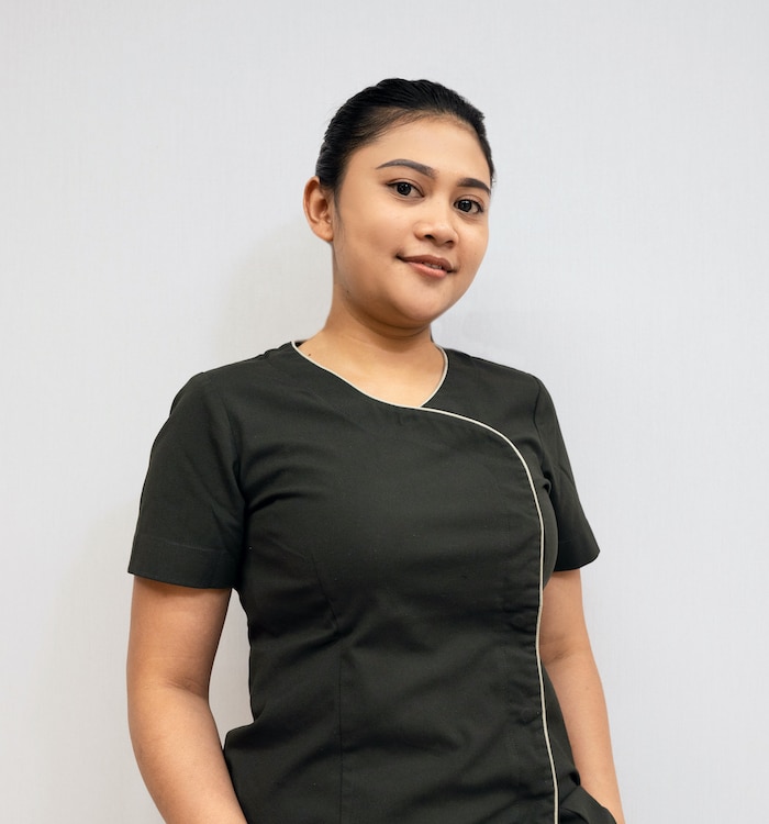 Seri - Massage Therapist
